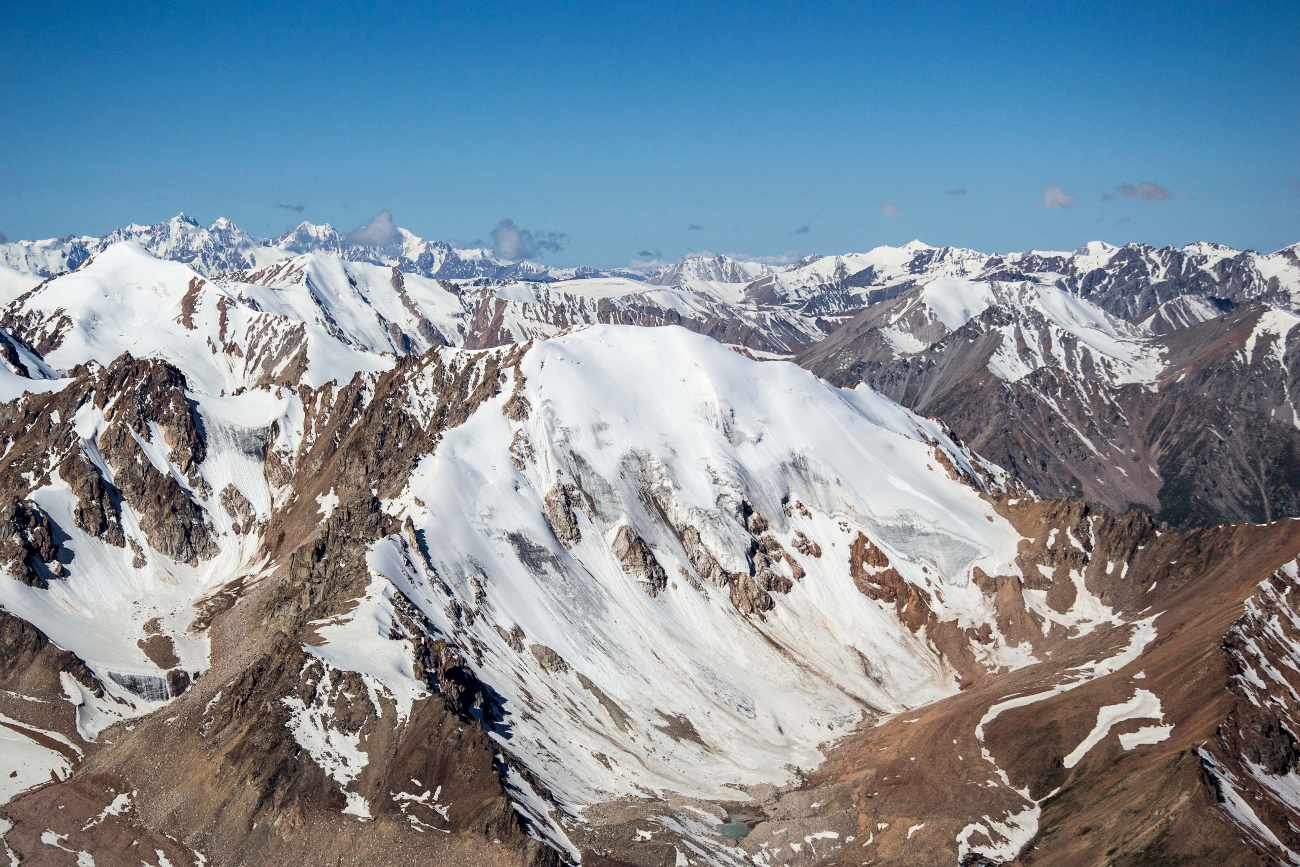 Пик Комсомола, 4 376м